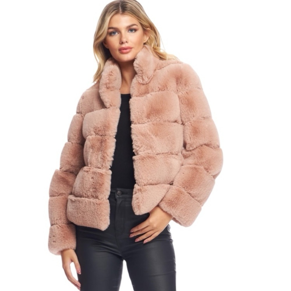 Heartloom Blush Faux Fur Posh Jacket